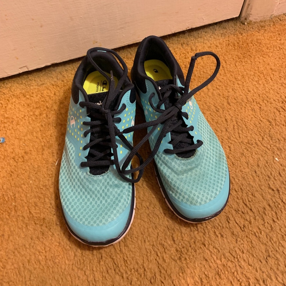Champion shoes excellent condition size 8